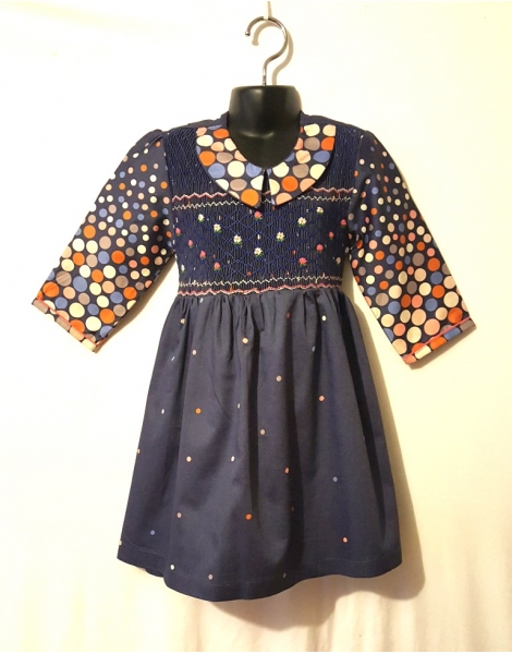 	 Robe smocks manches 3/4, en coton bleu à pois multicolore