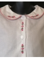 Chemise blanche brodée fleur rose - manches longues