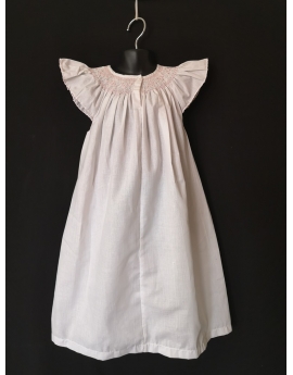 Chemise de nuit smocks longue manches volantes tissu en coton blanc