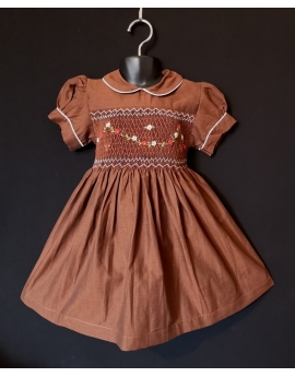 Robe smocks manches ballons col Claudine en coton marron