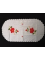 Napperon motif fleur brodé à la main 