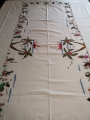 Nappe de table en coton brodées à la main motif sujet malgache