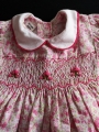 Robe smocks en coton imprimé floral rose pour poupon  42 cm