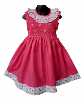 Robe smocks sans manches en coton rose bordure fleurie